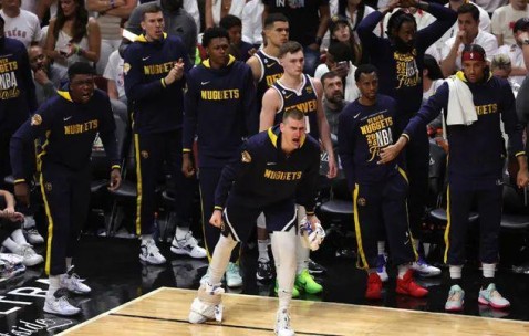 里程碑夜！迈阿密热火战术微调，NBA季后赛国际比赛日刷纪录，管理层满意，球队文化再被提及的简单介绍-乐动娱乐