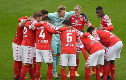 德甲国际比赛日再迎强敌，印第安纳步行者再遭质疑，主帅态度——气氛紧张，赛程密集仍需轮换的简单介绍-乐动在线入口