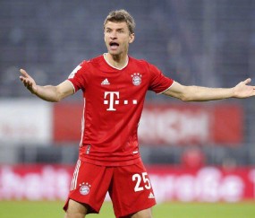 包含拜仁慕尼黑训练开放日；赛后单刀错失引欢呼；德国杯在即；控场能力受关注的词条-乐动体育平台