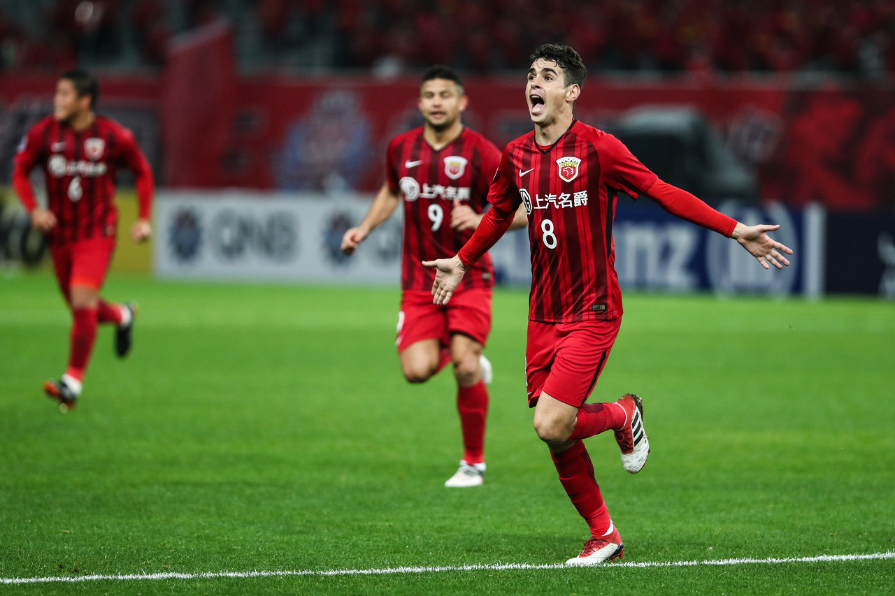 中超赛程吃紧；夏洛特黄蜂关键时刻造点机会；质疑声仍在；球探报告显示潜力(中超赛程表2025赛程)