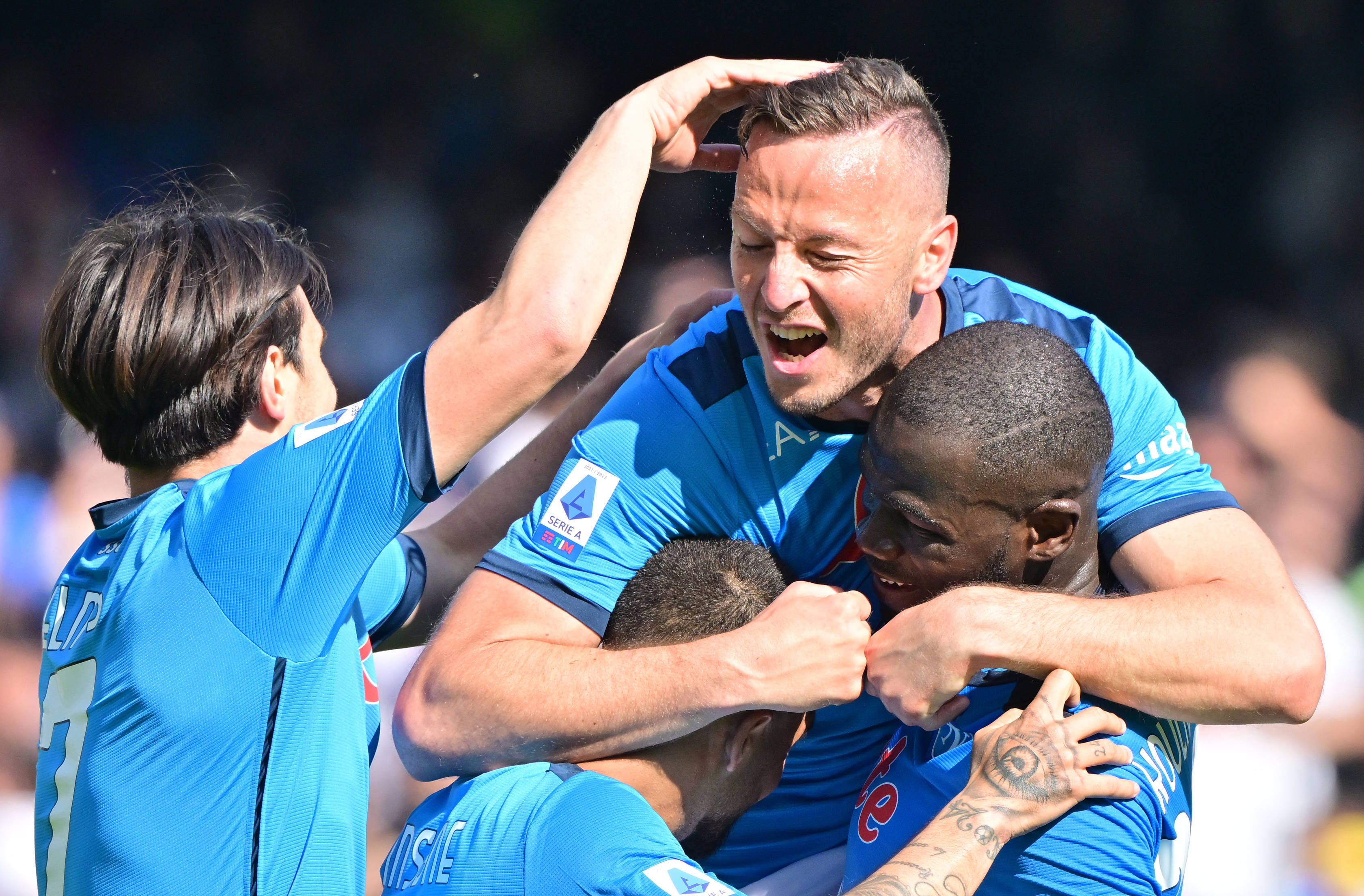 那不勒斯赛后完成体检，志在西甲名次提升，话题不断，医务组通报恢复的简单介绍