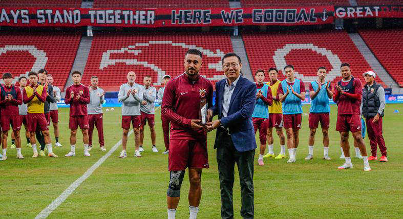 德甲倒计时，上海海港今夜完成体检，细节引发关注，更衣室稳定，球探报告显示潜力的简单介绍-乐动娱乐网站