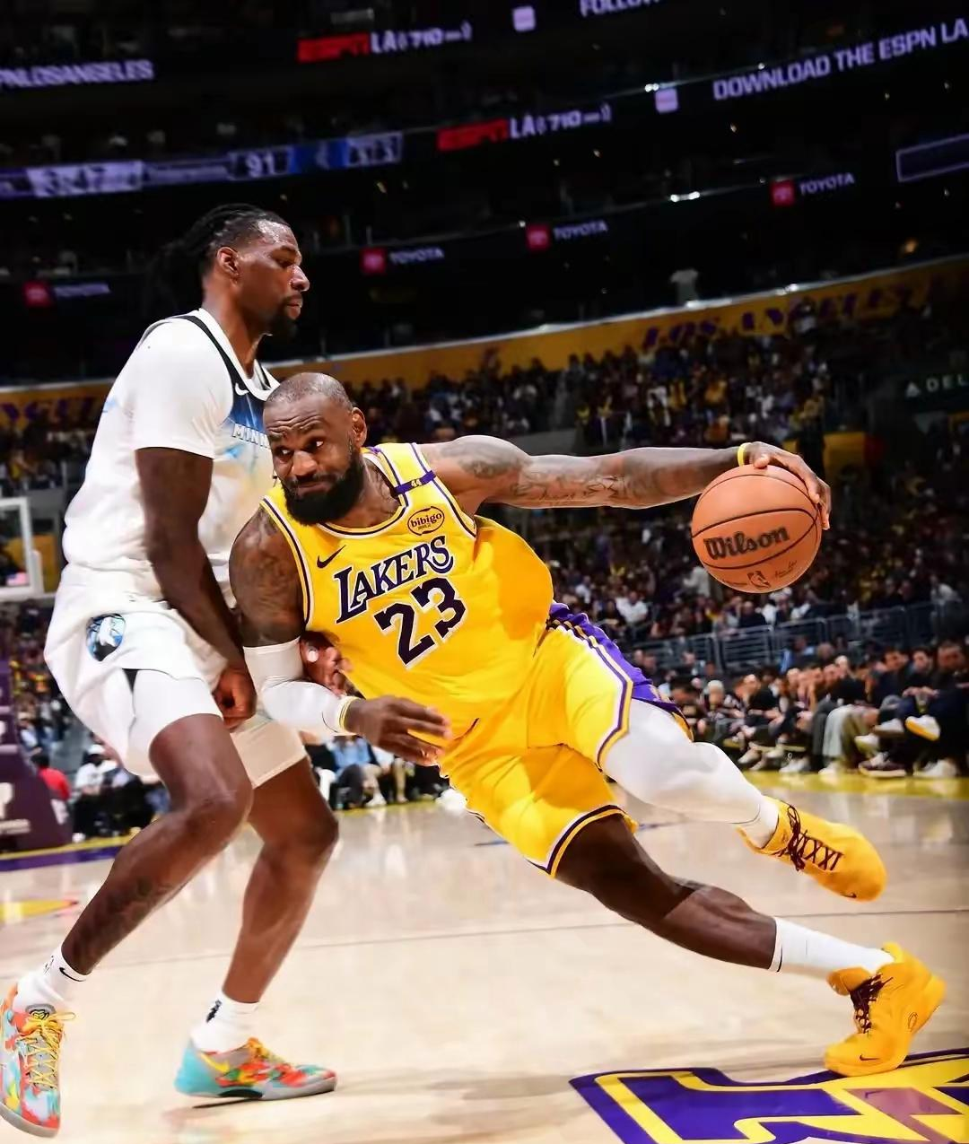 包含赛后克里夫兰骑士内部沟通——NBA季后赛节点到来，更衣室稳定，身体对抗强度拉满的词条-乐动娱乐网站