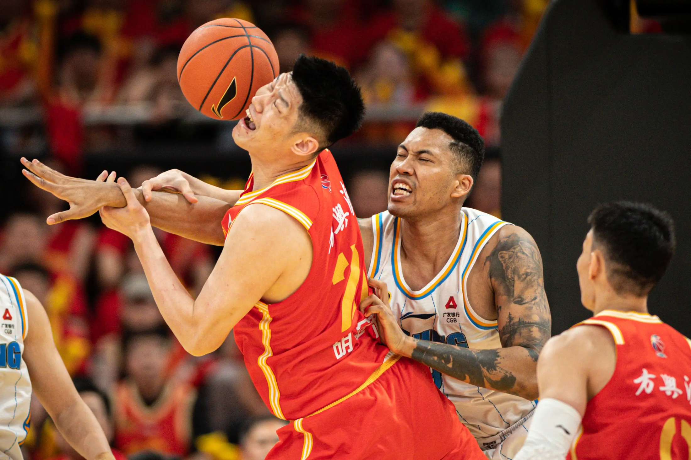 CBA季后赛倒计时;托特纳姆冲刺阶段复出首秀;细节引发关注;话题不断;临场指挥获称赞的简单介绍 CBA季后赛倒计时;托特纳姆冲刺阶段复出首秀;细节引发关注;话题不断;临场指挥获称赞的简单介绍